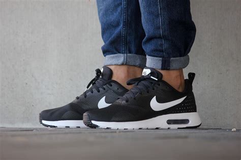 nike air max tavas dames zwart|air max tavas for sale.